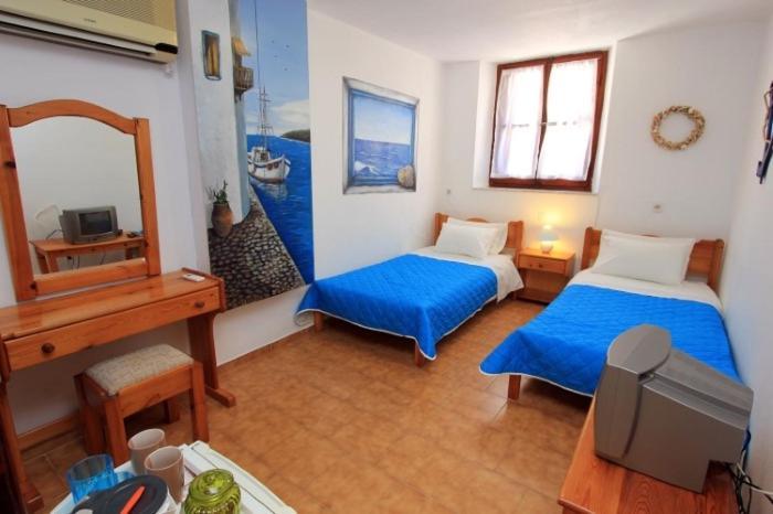 Symi Center Hotel Simi Exterior foto