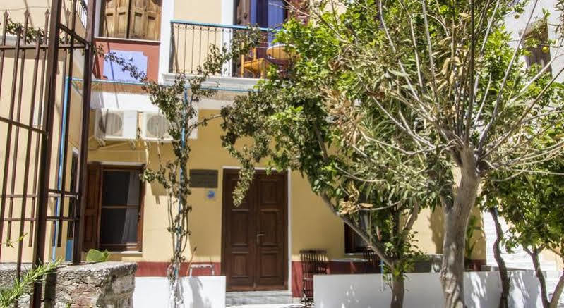 Symi Center Hotel Simi Exterior foto